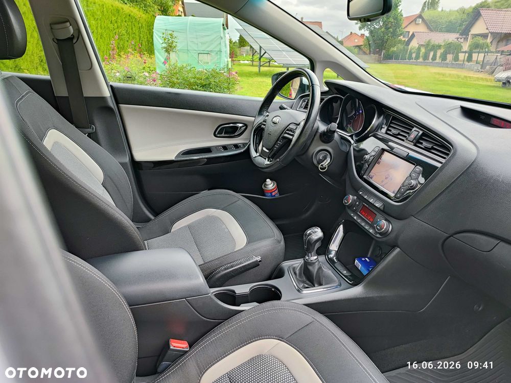 Kia Ceed - 7