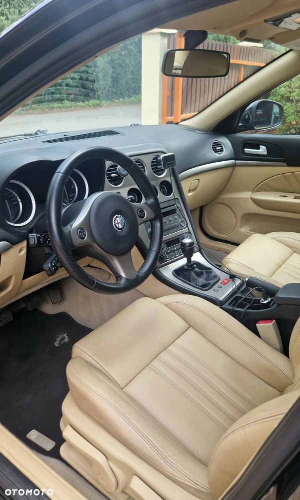 Alfa Romeo 159 2010 photo 4
