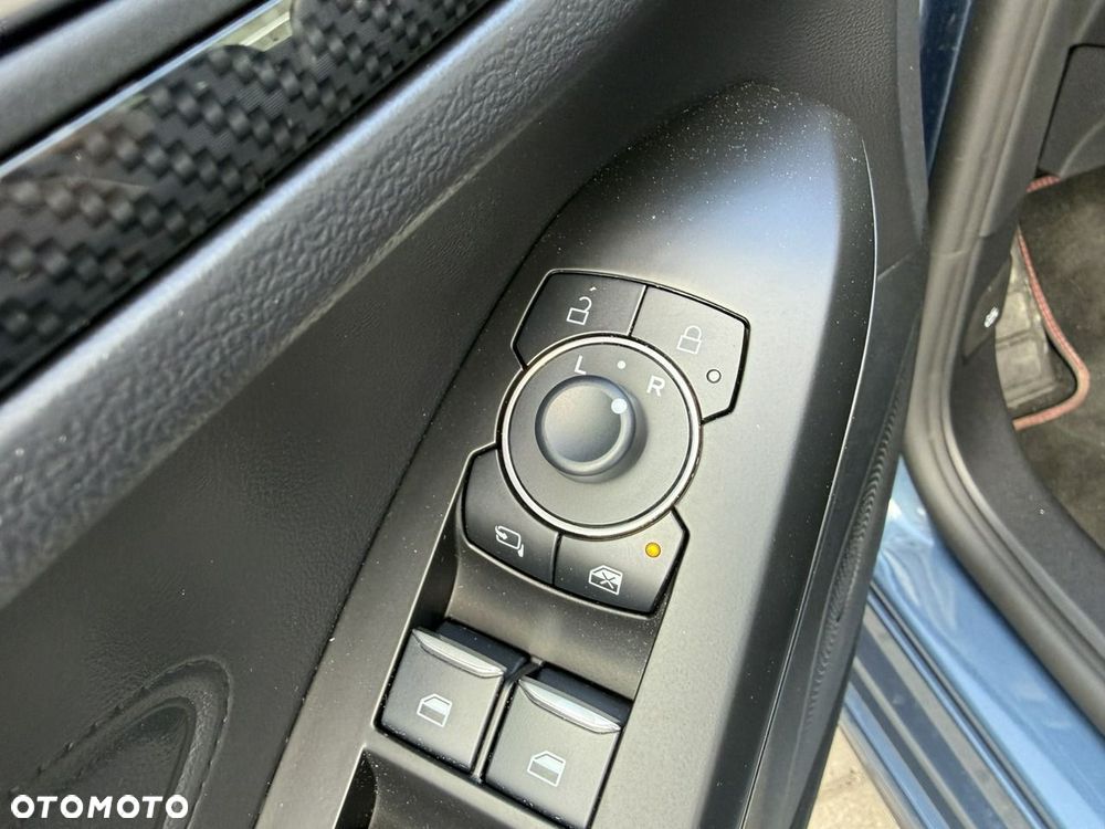 Ford Focus - 22