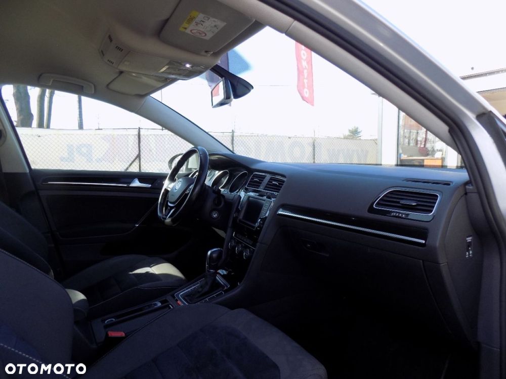 Volkswagen Golf Variant - 8