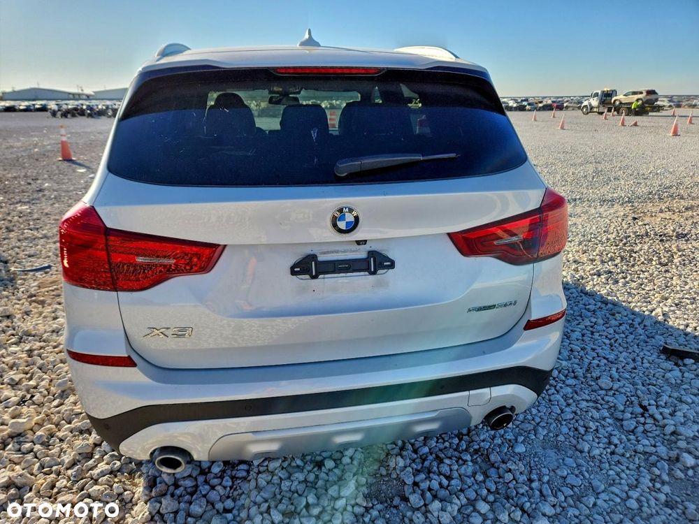 BMW X3 - 7