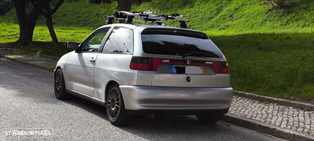 SEAT Ibiza 1.9 TDi Latino - 2