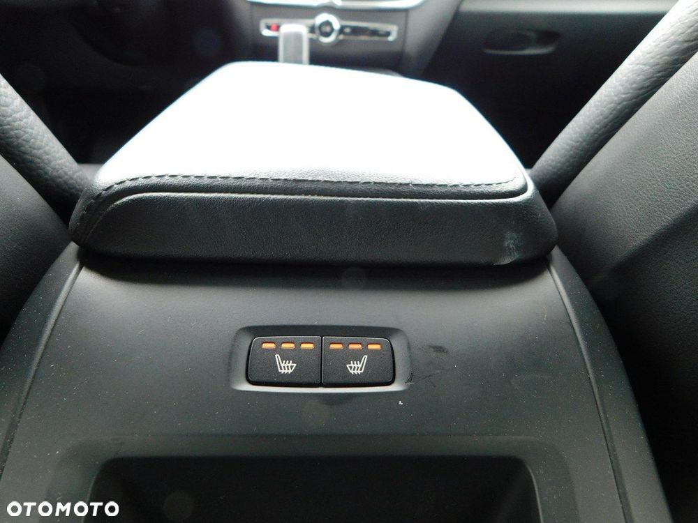 Volvo XC 60 - 11