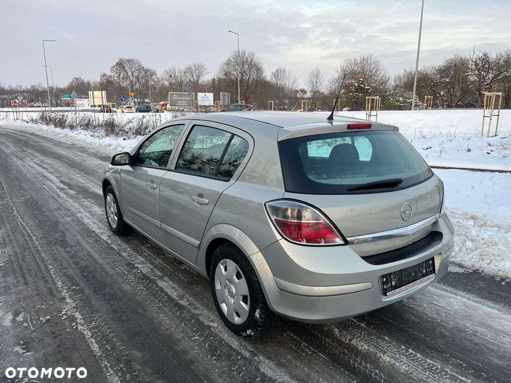 Opel Astra 1.6 Innovation - 5