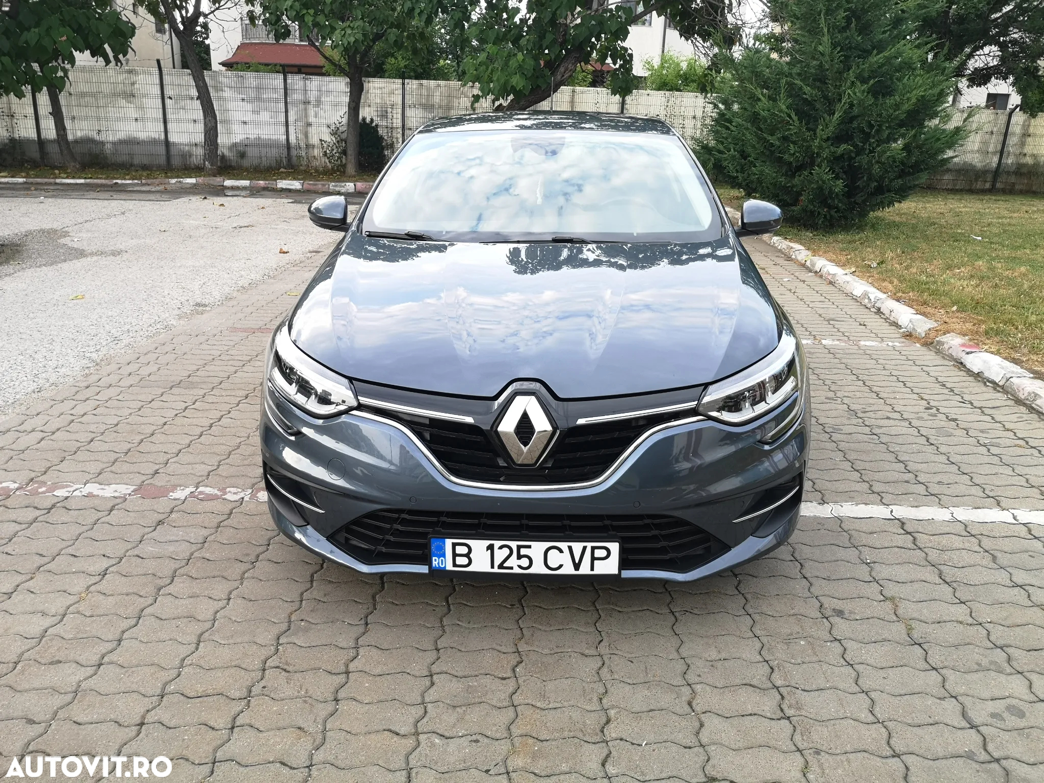 Renault Megane BLUE dCi 115 EDC BUSINESS EDITION - 12