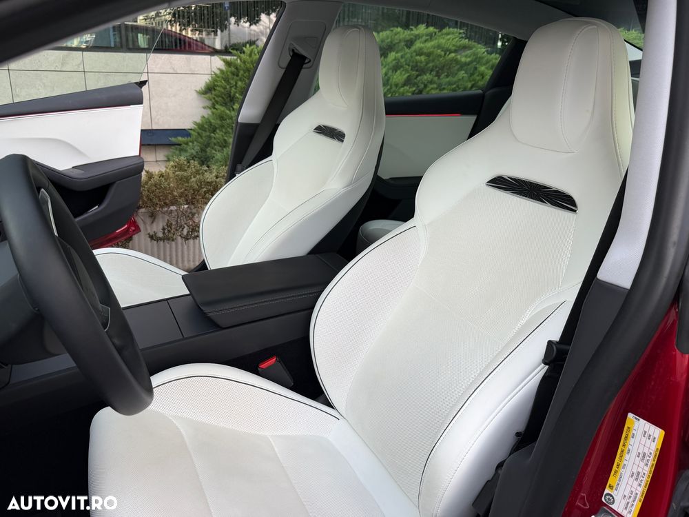 TESLA Model 3 2024 — imagine 11