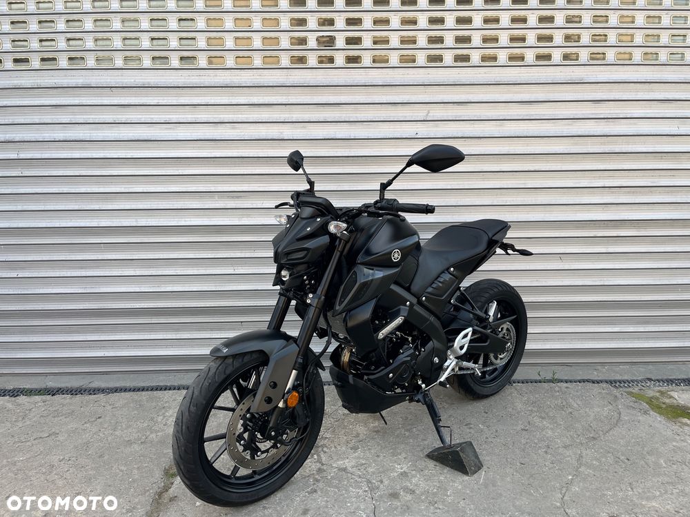 Yamaha MT - 27