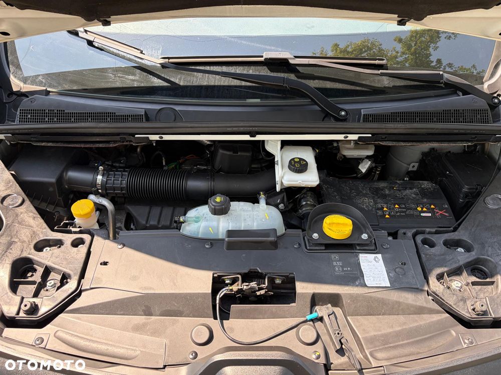 Renault Trafic - 14