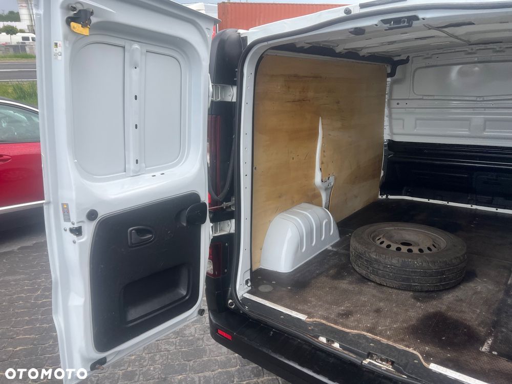 Renault Trafic - 17