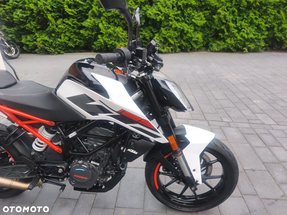 KTM Duke - 11