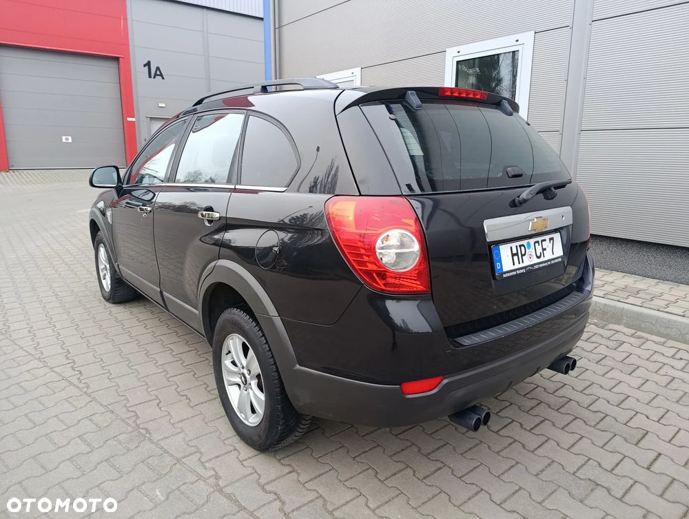 Chevrolet Captiva 2.4 2WD 7 Sitzer LS Family Edition - 10