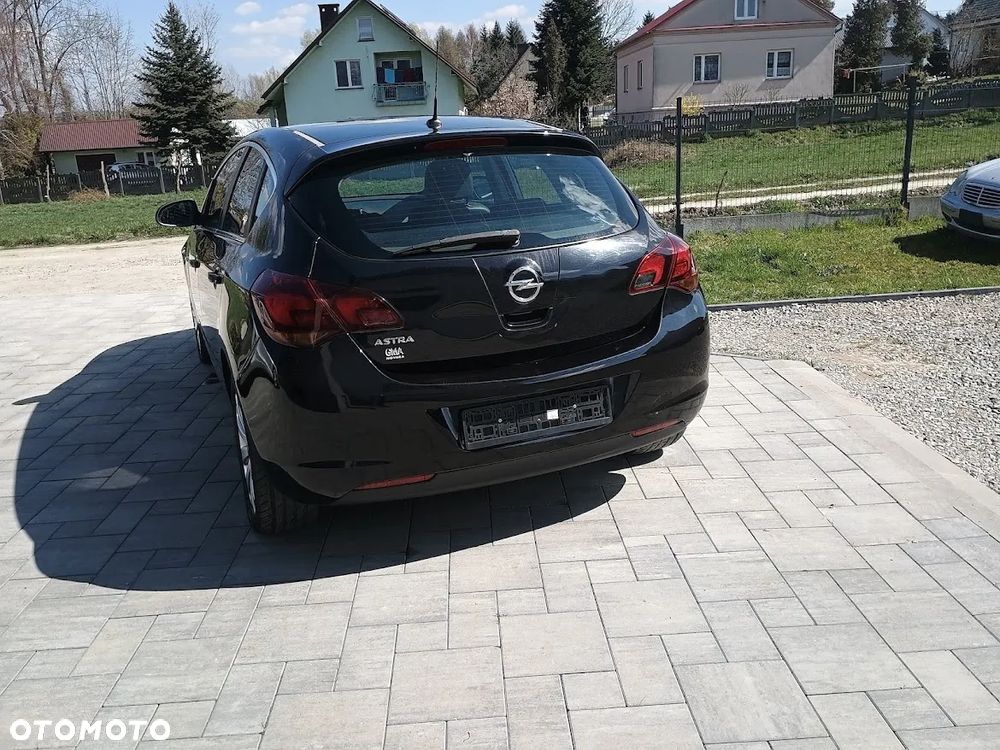 Opel Astra 1.4 Enjoy - 9