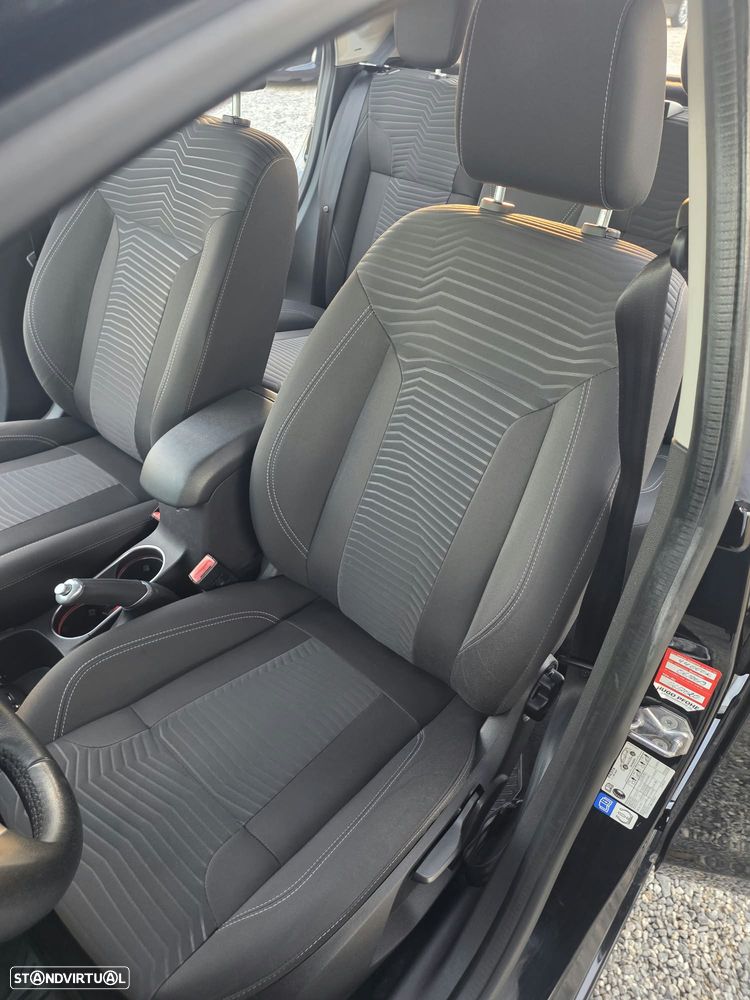 Ford Fiesta 1.0 T EcoBoost Titanium - 19