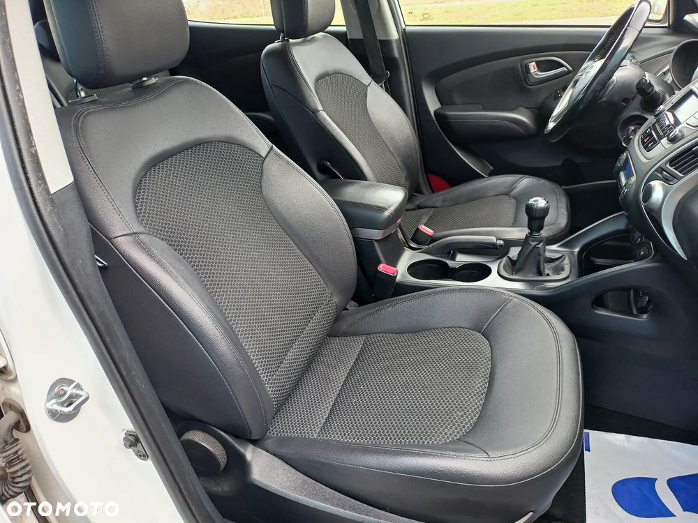 Hyundai ix35 2.0 4WD Premium - 8