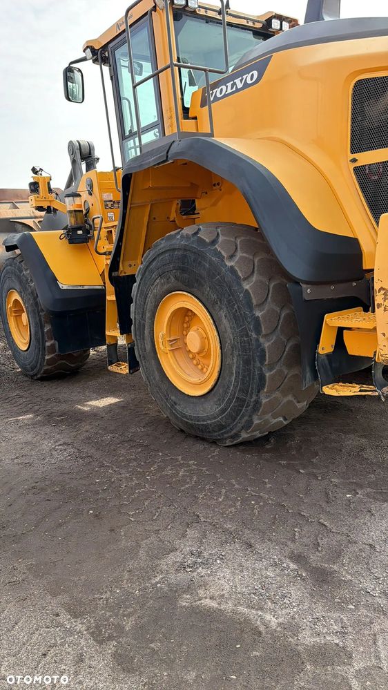 Volvo L180H - 12