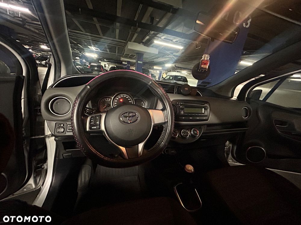 Toyota Yaris 1.0 Life - 5