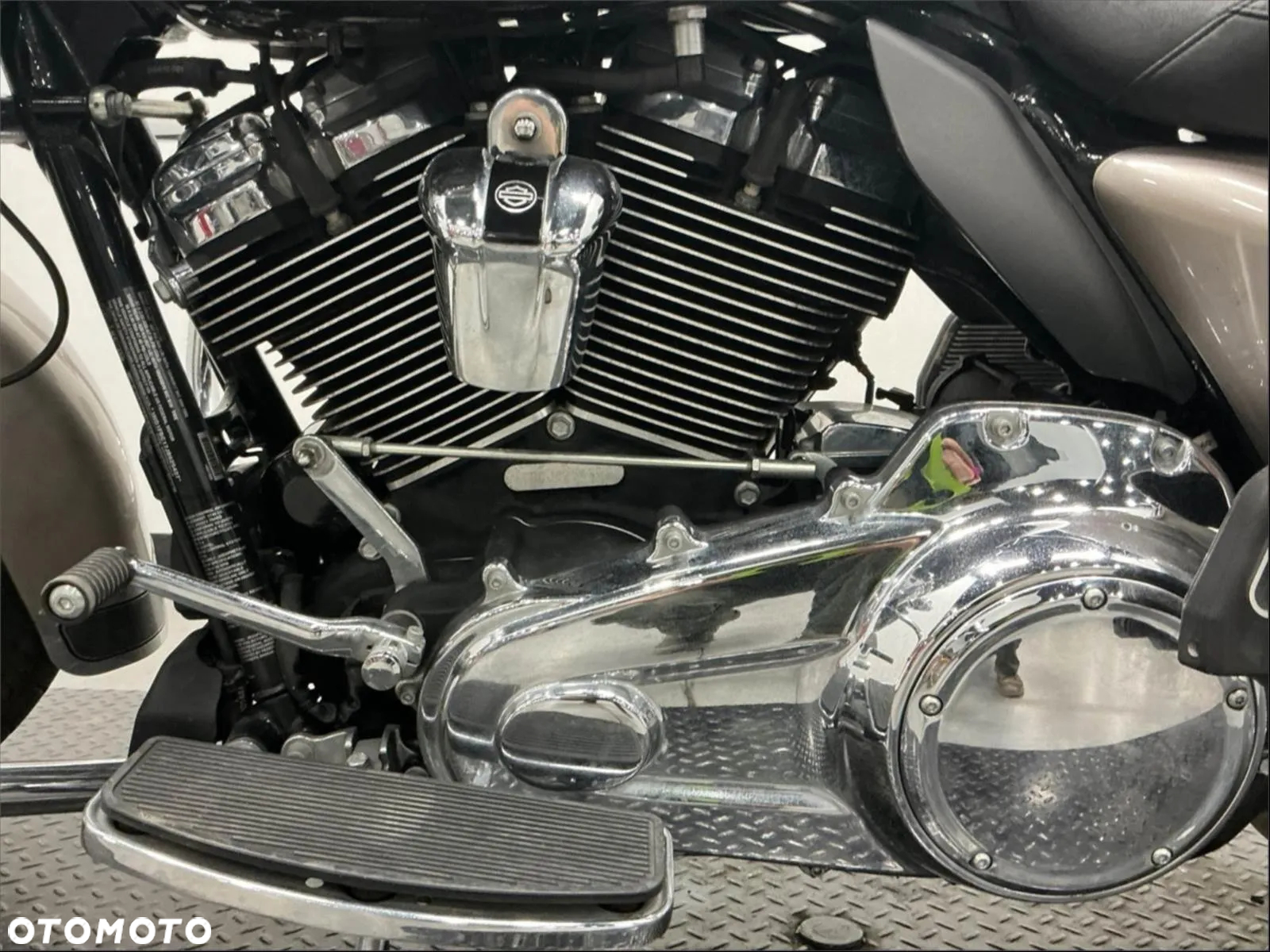 Harley-Davidson Touring Road King - 6