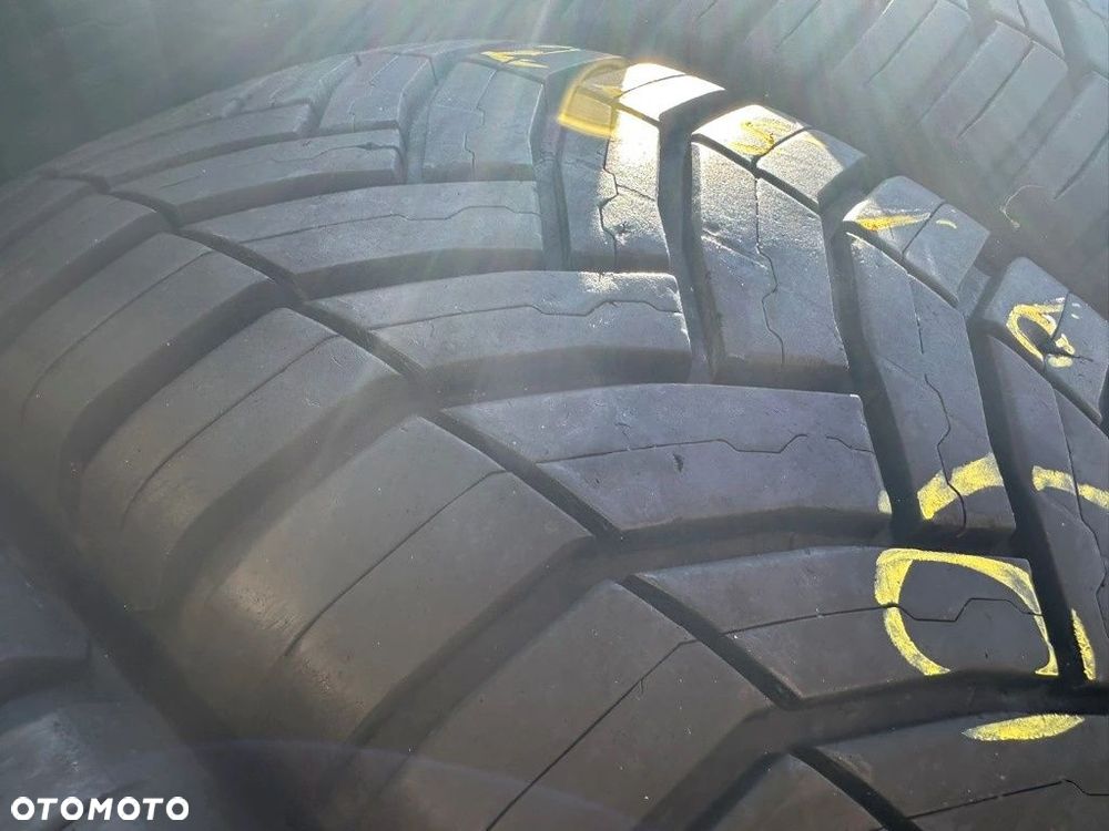 235/60/17C Michelin CrossClimate_8mm_4szt_(644) - 7