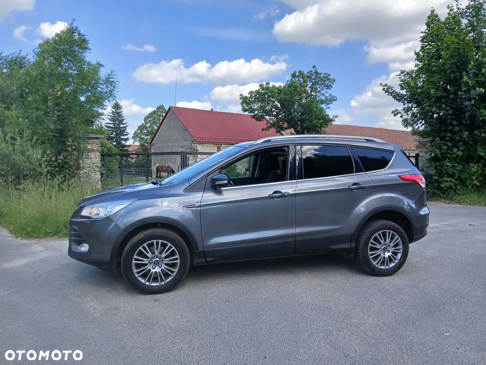 Ford Kuga 2.0 TDCi 4x4 Titanium - 6