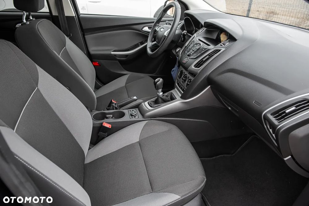 Ford Focus 1.0 EcoBoost Titanium ASS - 26