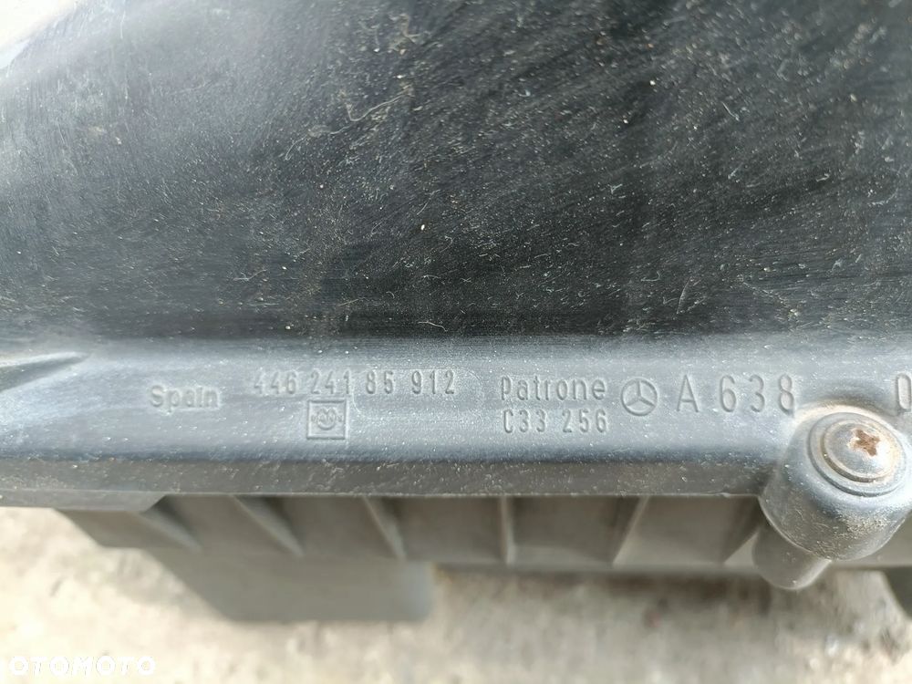 MERCEDES VITO W638 96-03 2,3 TD obudowa filtra powietrza A6380900151 * - 5