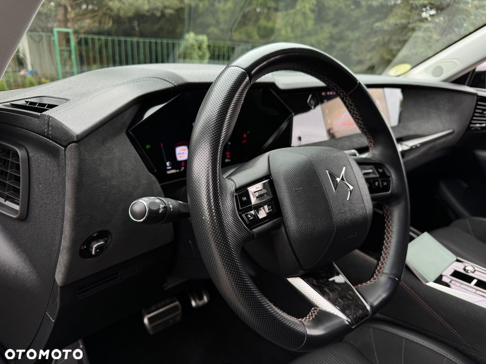 DS Automobiles DS 4 1.5 BlueHDi Performance Line + - 5
