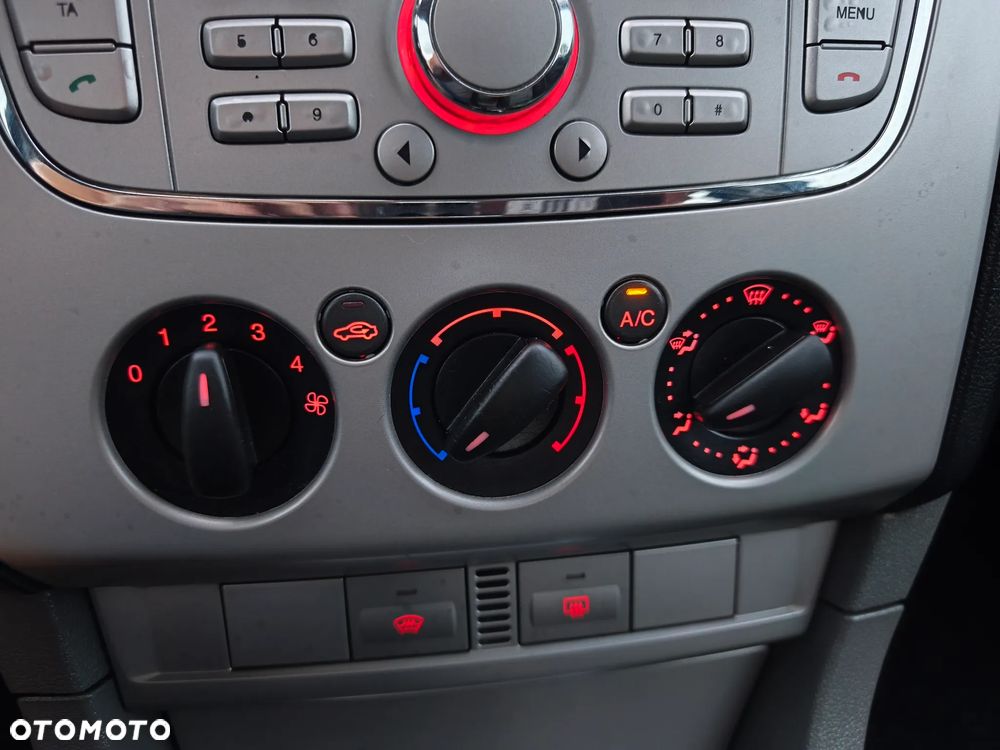 Ford Focus 1.6 16V Style - 21