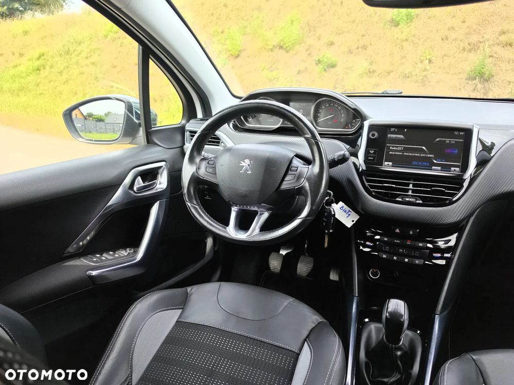 Peugeot 2008 1.6 VTi Allure - 30