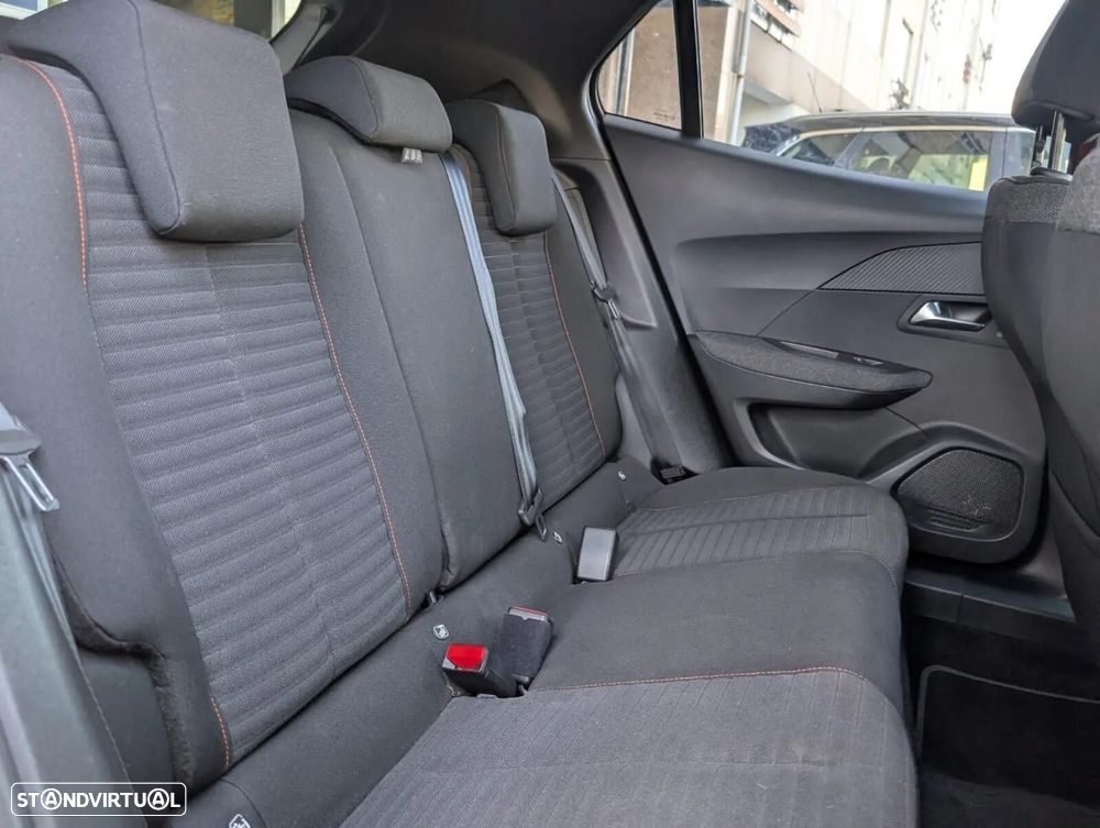 Peugeot e-2008 50 kWh Style - 12