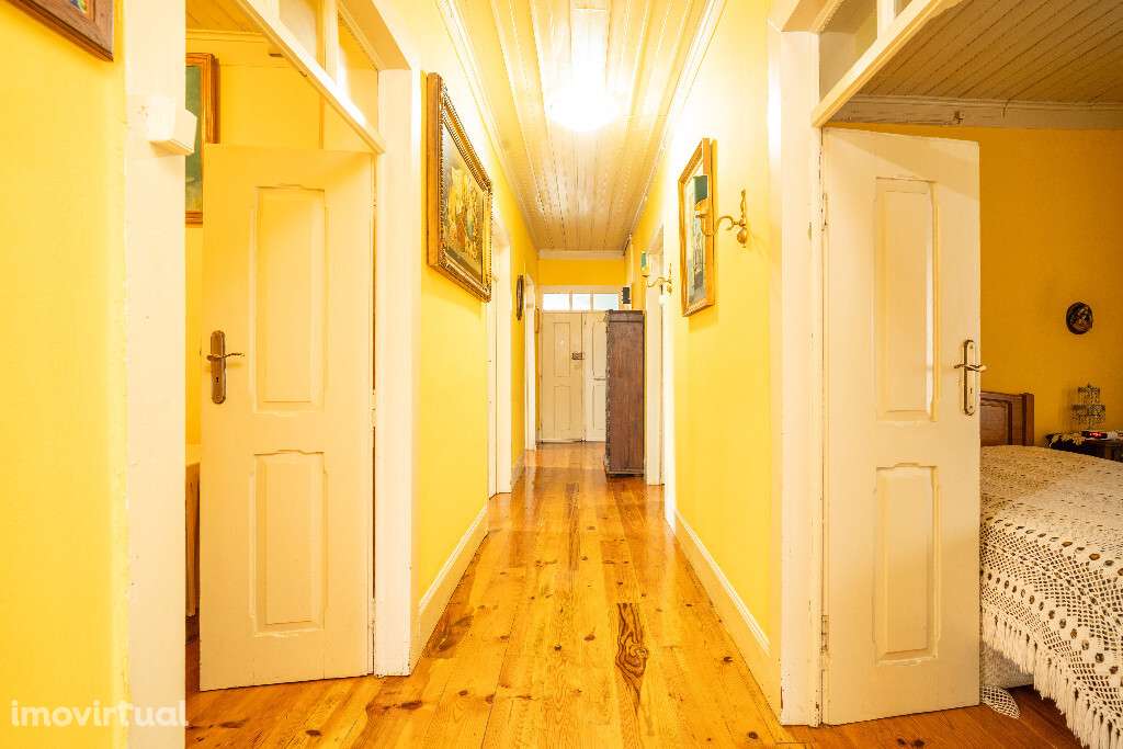 Prédio, Gouveia - Grande imagem: 4/20