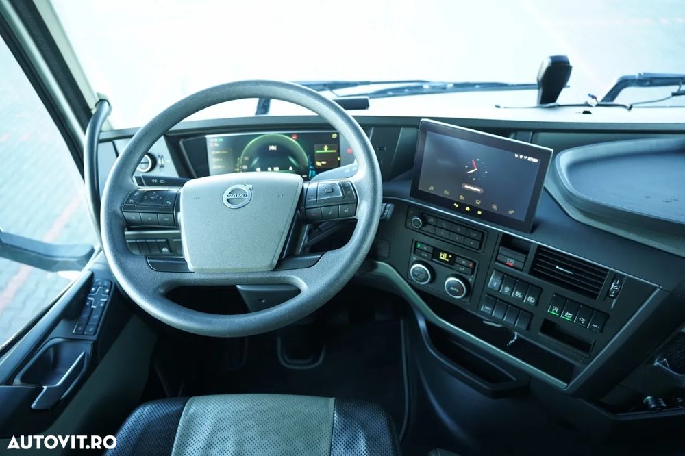 Volvo FH 500 / XXL / NON-I-SAVE / EURO 6 / ANVELOPE NOI / AER CONDIȚIONAT DE STAȚIONARE / I-SHIFT / PROVENIT DIN CONTRACT DE SERVICE / - 30