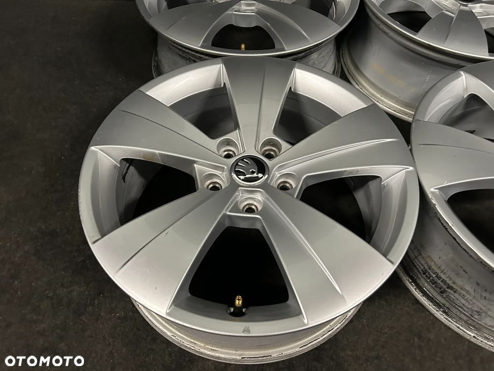 Alufelgi Skoda Superb III, Kodiaq, Karoq 17 cali 5x112 4szt. ładne! - 6