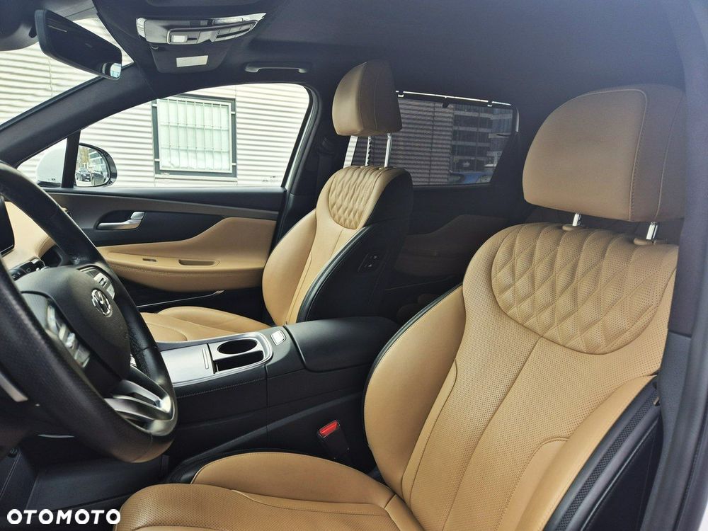 Hyundai Santa Fe 1.6 T-GDI HEV Platinum - 11