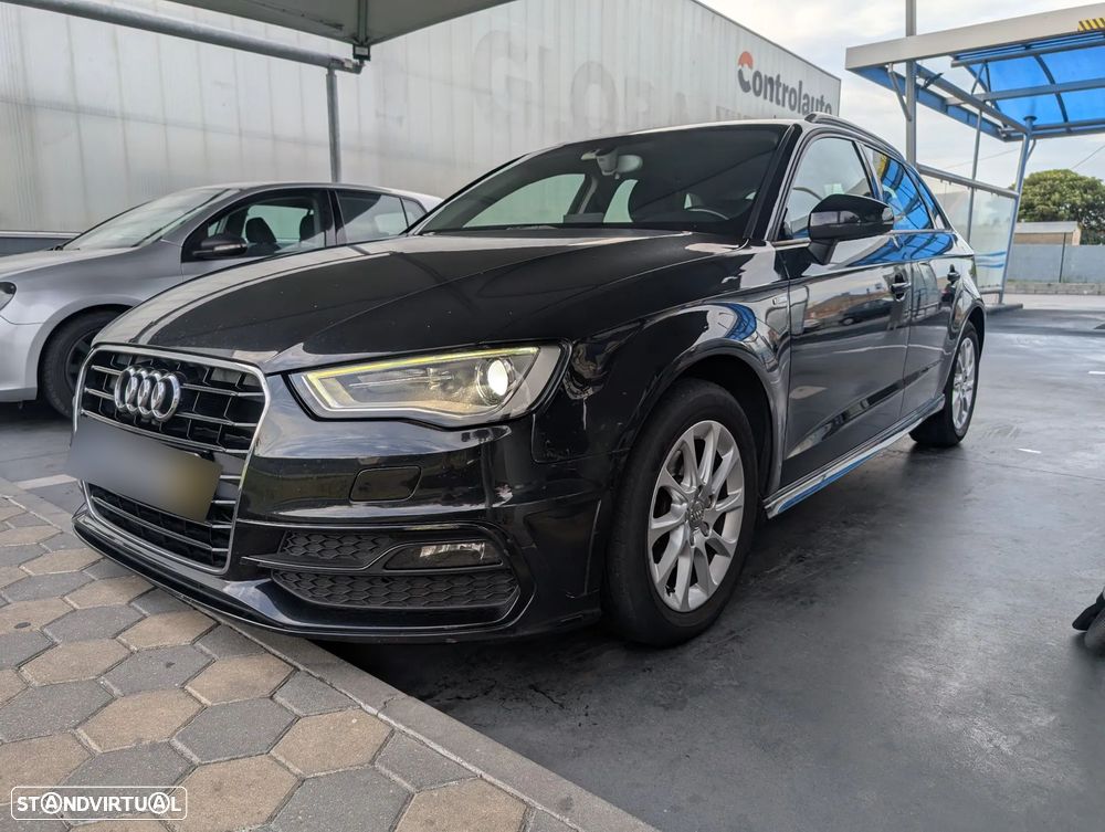 Audi A3 Sportback 1.6 TDI S-line - 2