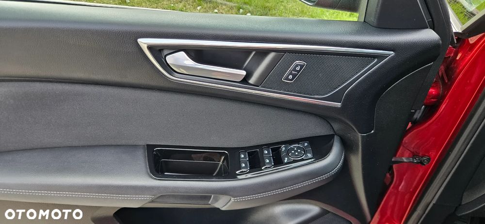 Ford S-Max 2.0 TDCi 4WD Titanium - 31