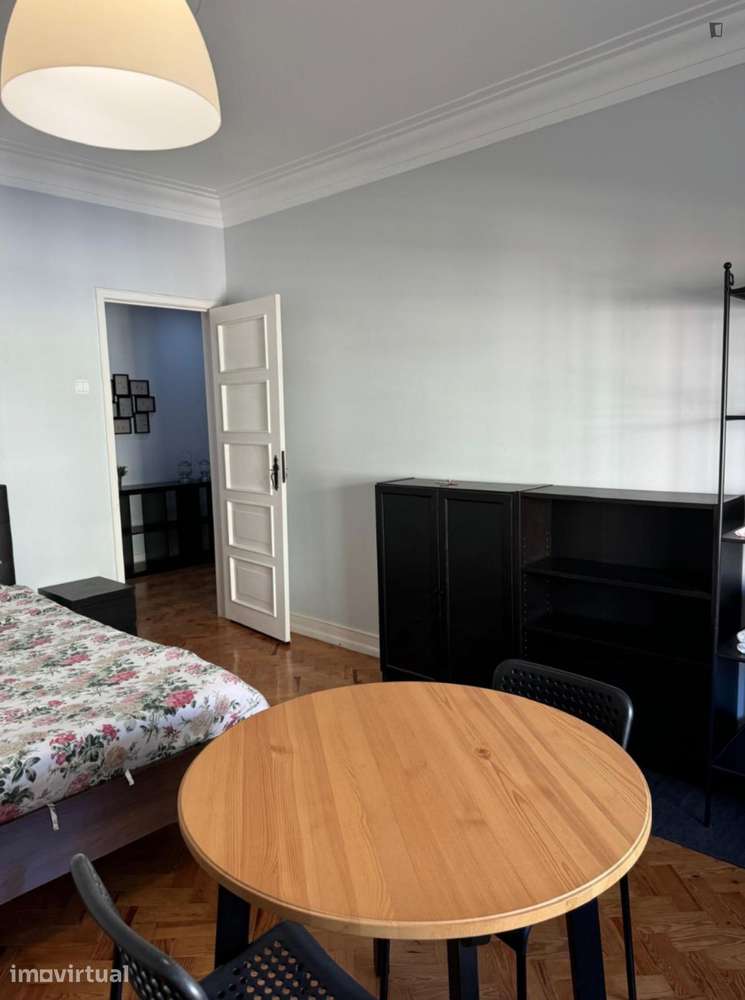 Quarto - localizado em Entrecampos Lisbon - Grande imagem: 3/13