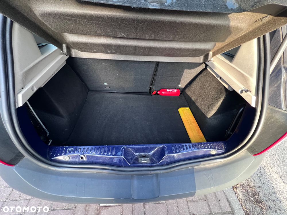 Dacia Sandero 1.2 16V - 14