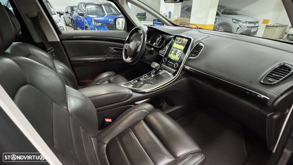 Renault Espace 1.6 dCi Initiale Paris EDC - 9