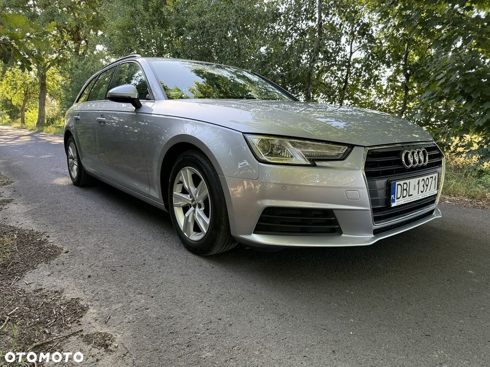 Audi A4 Avant 2.0 TDI S tronic design - 21