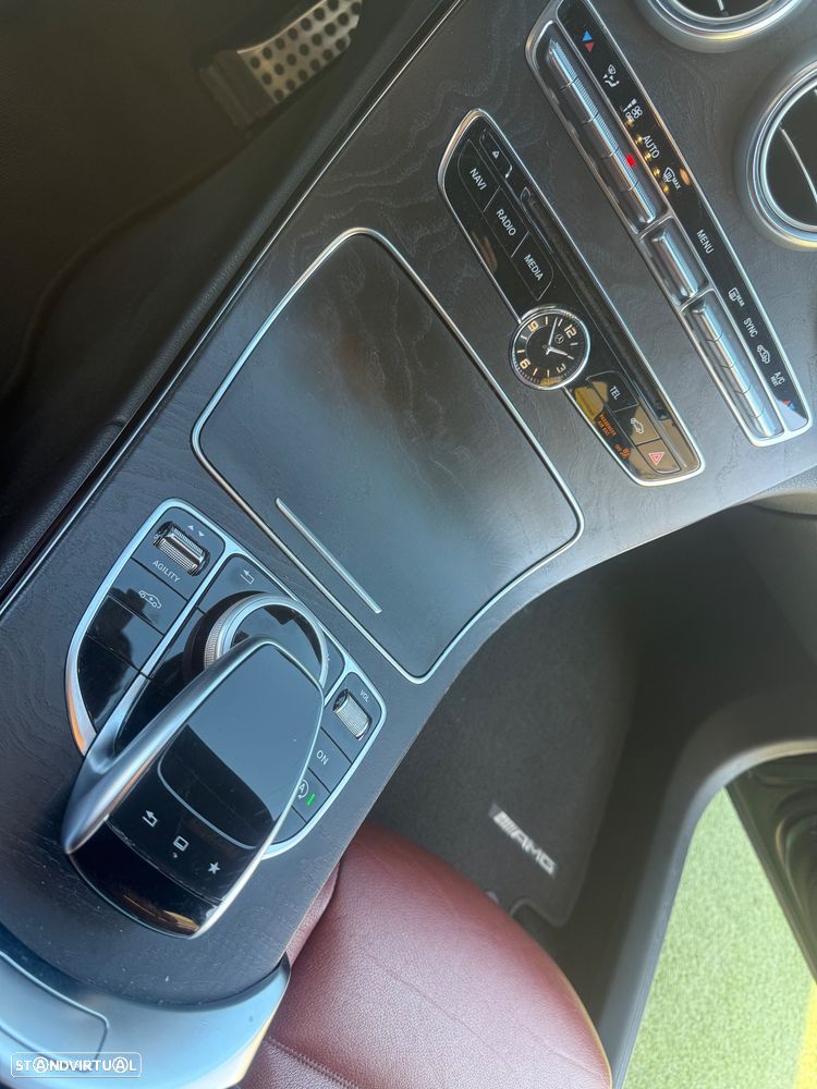 Mercedes-Benz C 220 - 21