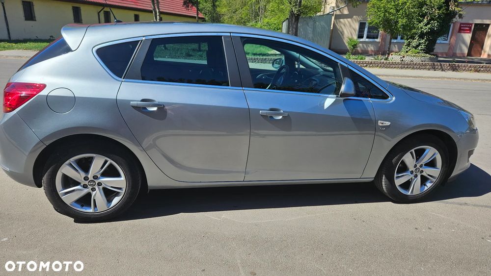Opel Astra 1.4 T Energy EU6 - 4