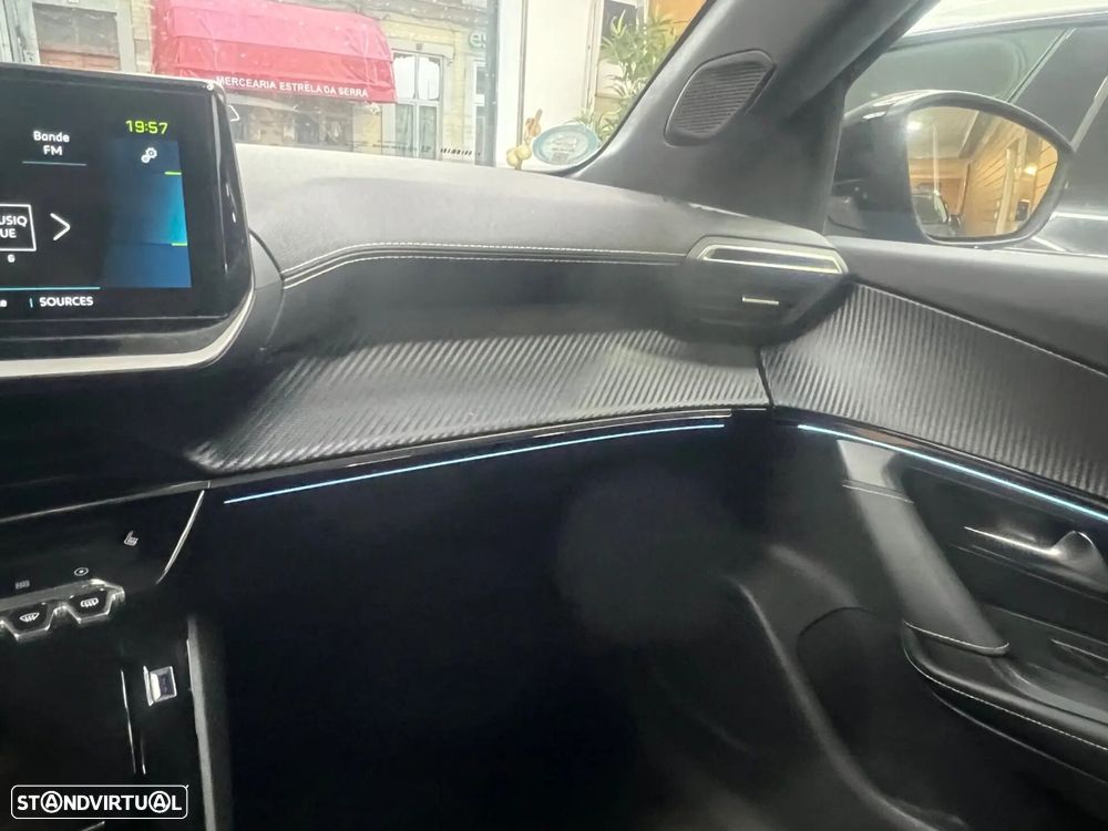 Peugeot e-2008 50 kWh GT Line - 16