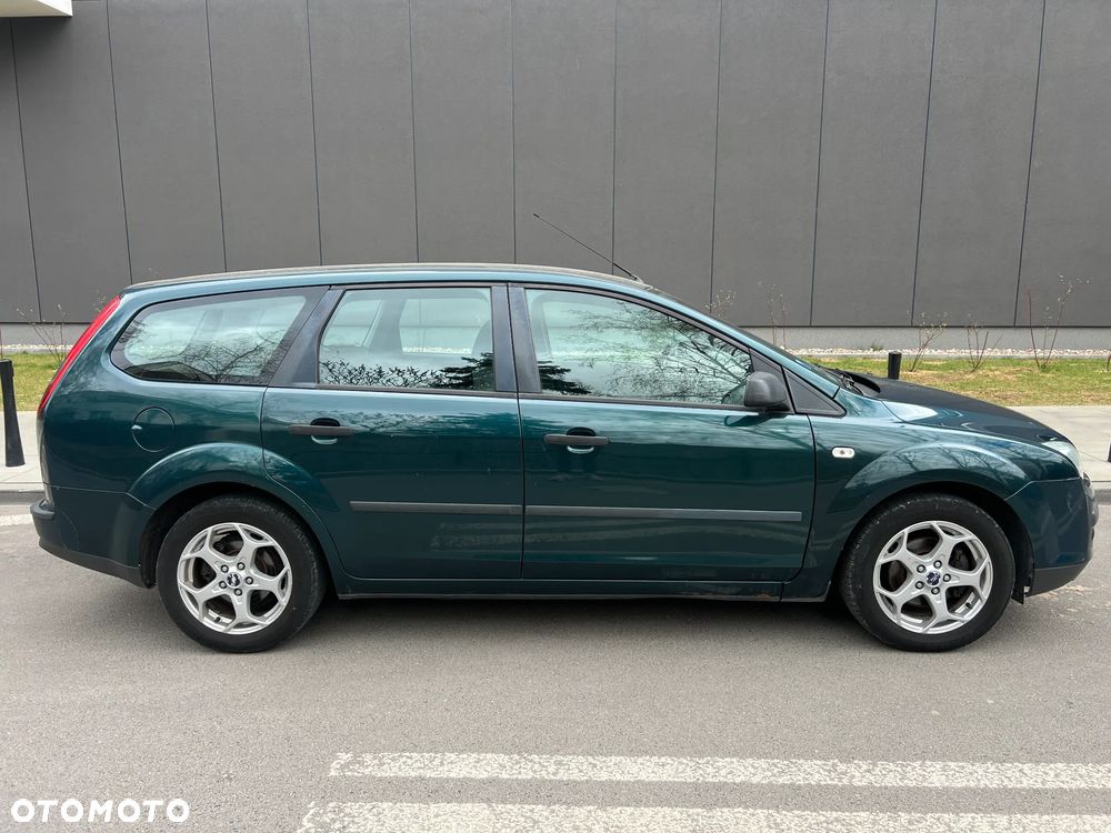 Ford Focus - 30
