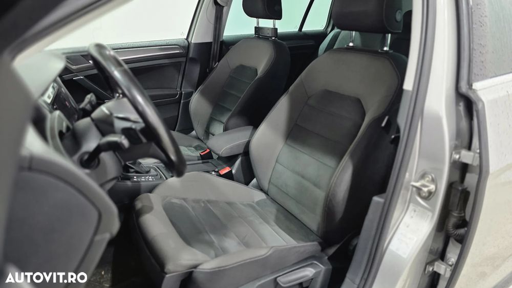 Volkswagen Golf 2.0 TDI DSG 4Motion - 9