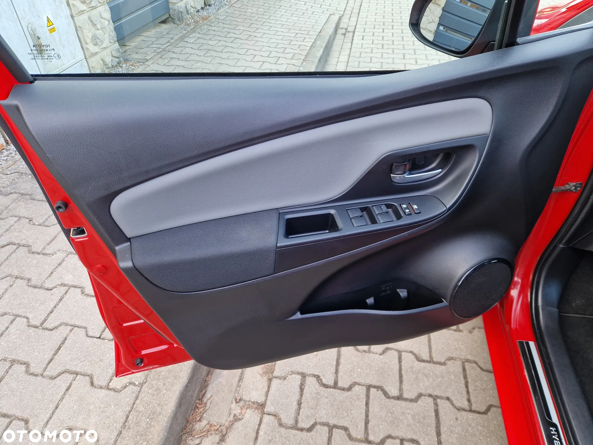 Toyota Yaris Cross Hybrid 1.5 Premiere Edition - 16