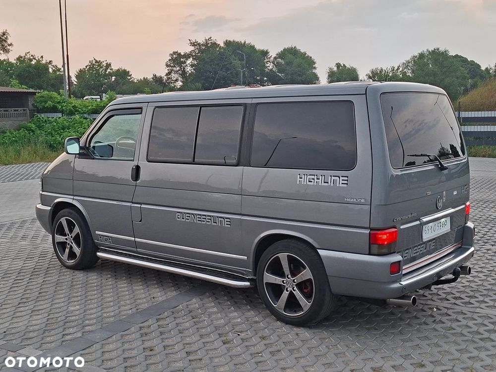 Volkswagen Caravelle - 14