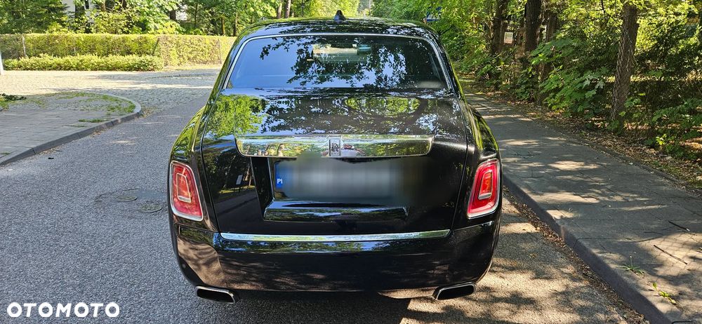 Rolls-Royce Phantom Standard - 4