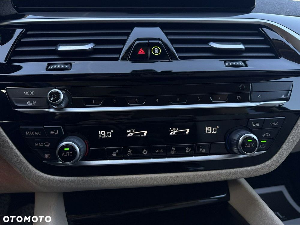 BMW Seria 5 518d mHEV Business Edition - 27