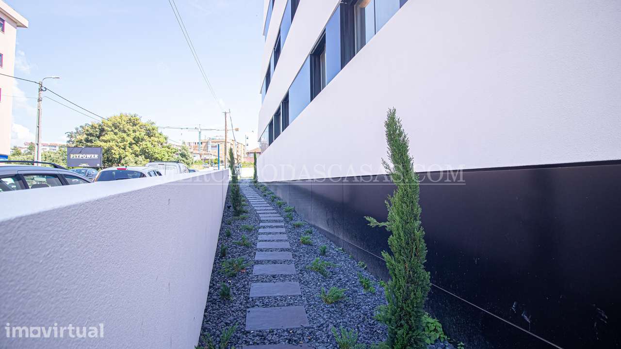 Apartamento T2 c/terraço e 2 lugares garagem - Grande imagem: 5/11