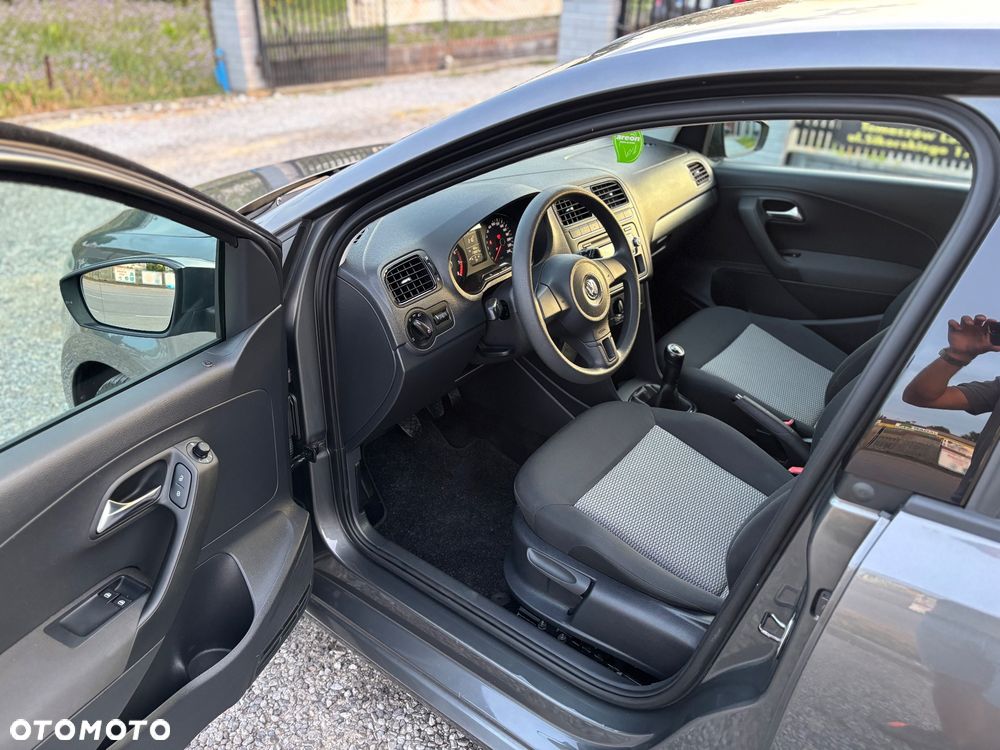 Volkswagen Polo - 5